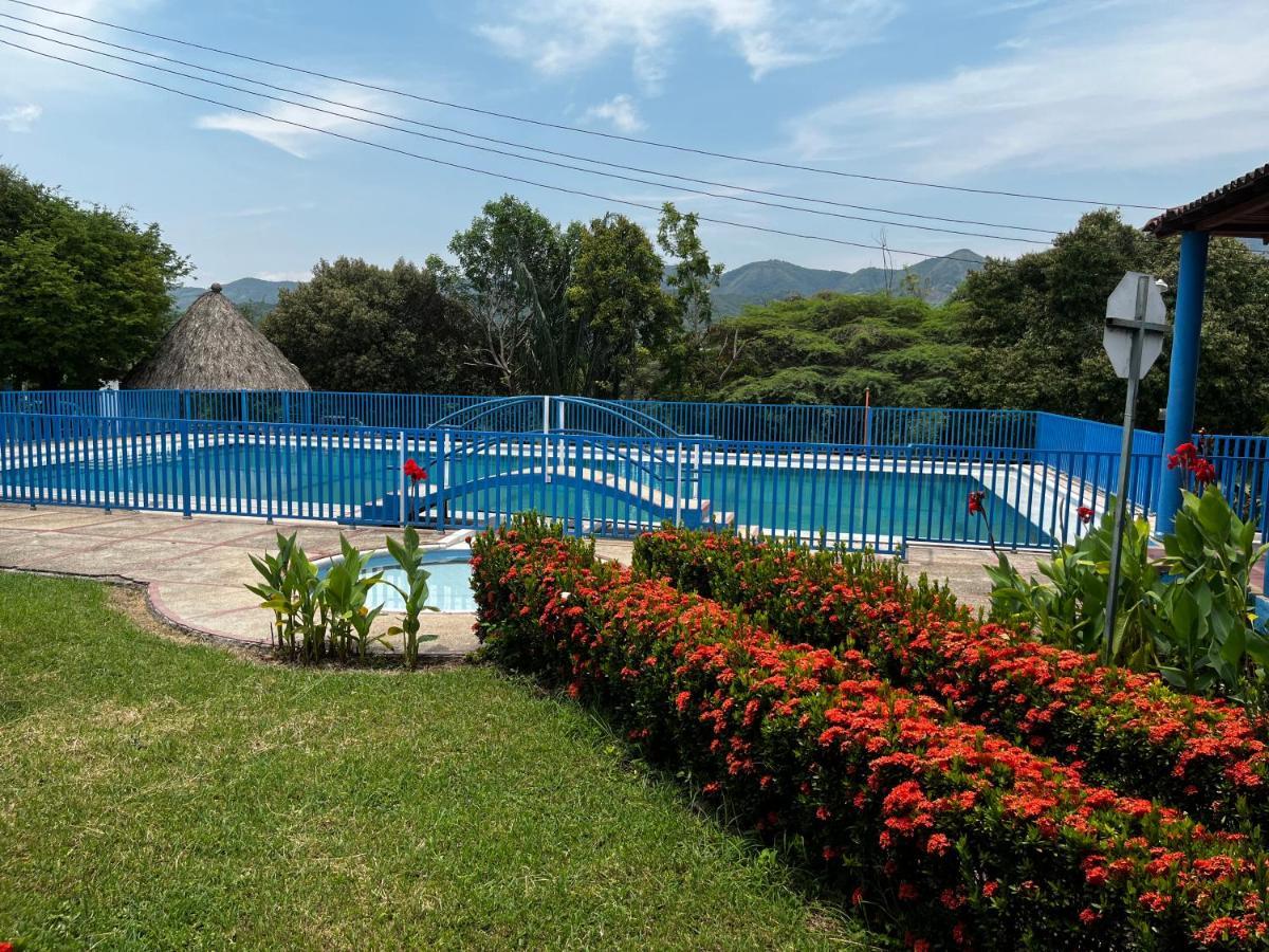 Finca La Pola Girardot Bagian luar foto